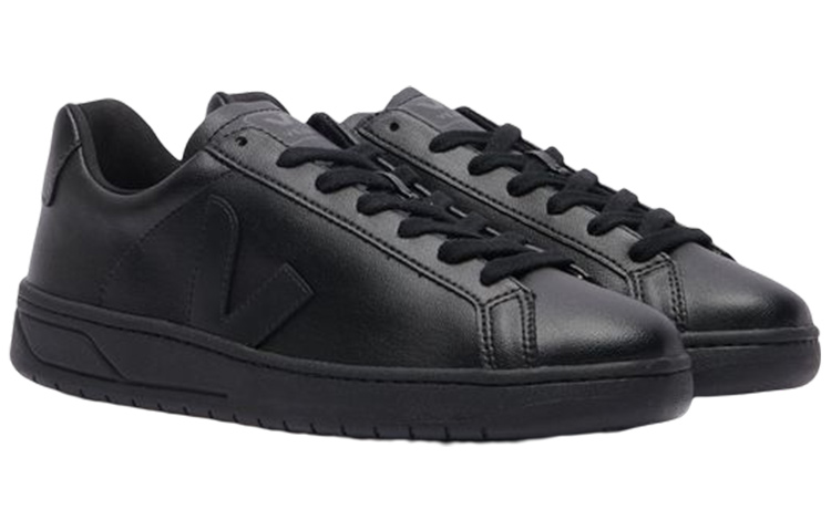Lookbook VEJA Urca CWL Noir Intégral UC072597