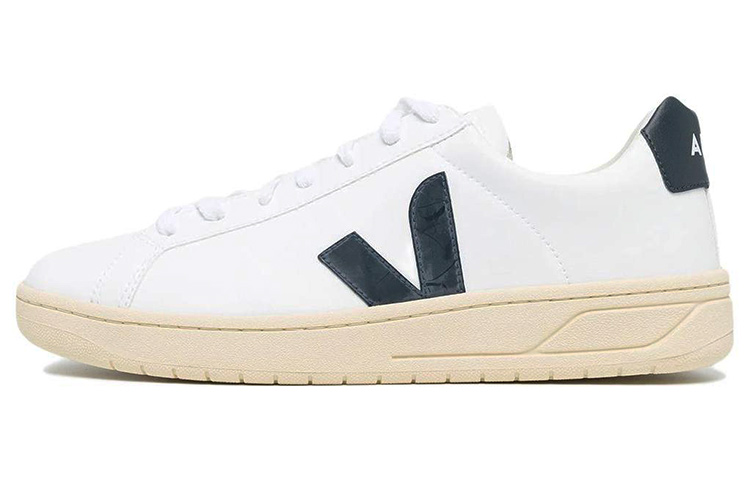VEJA Urca CWL White Nautico Butter UC0702641