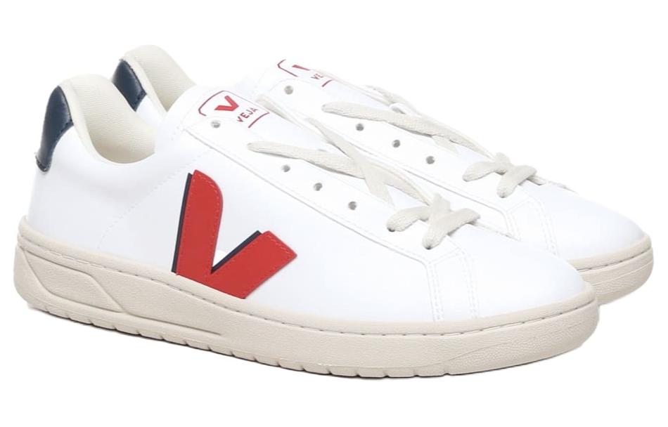 Lookbook 베자 우르카 화이트 가죽 로우탑 (Veja Urca 화이트 가죽) UW07035081