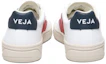 Shop 베자 우르카 화이트 가죽 로우탑 (Veja Urca 화이트 가죽) UW07035081