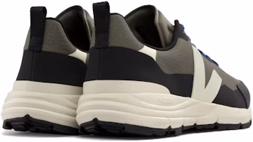 Shop VEJA V-10 黑色低帮运动鞋 DR1903361