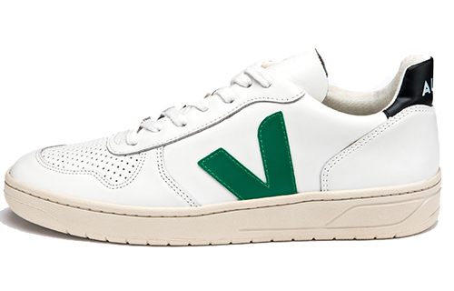 Buy VEJA V-10 'Cola Negra y Verde' VXM021670YC
