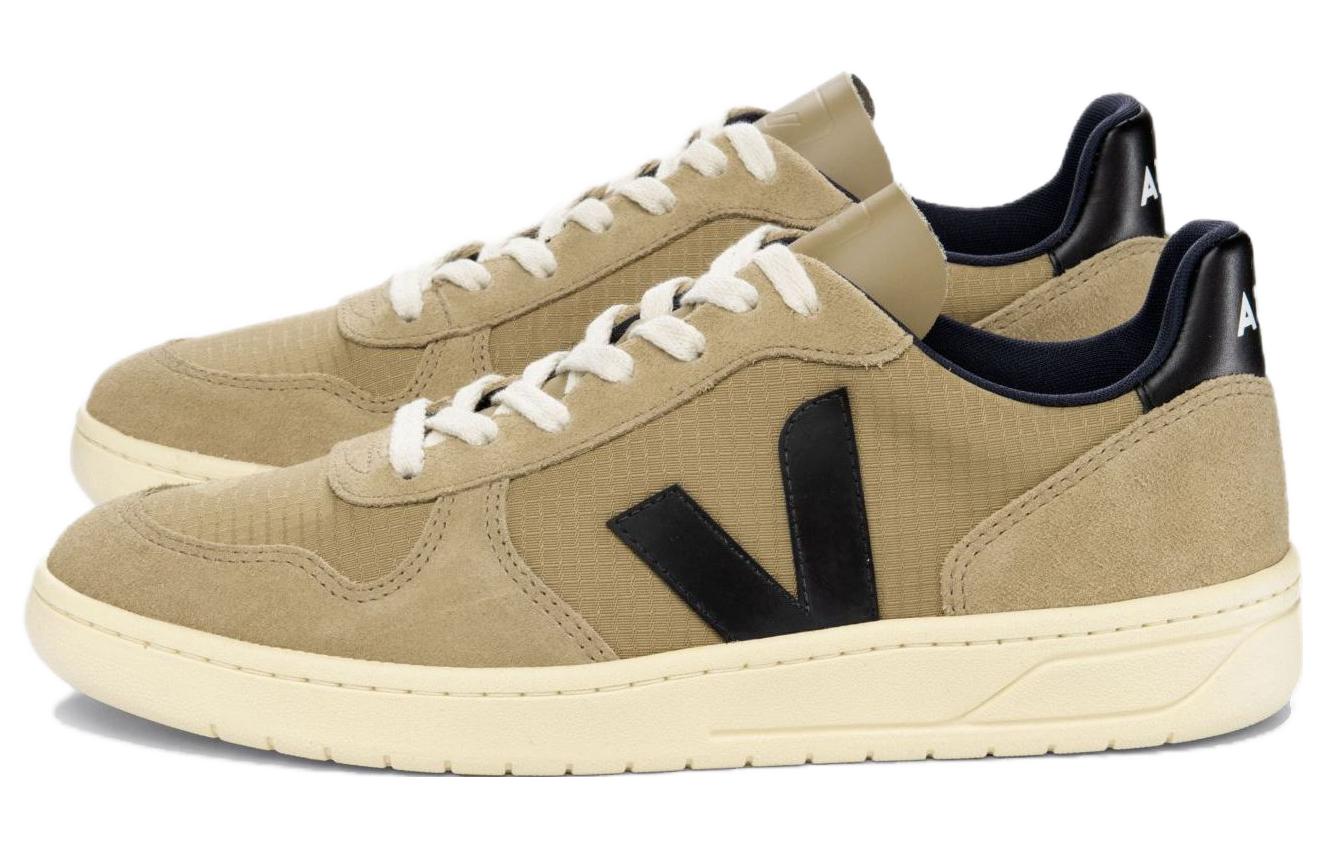 VEJA V-10 'Brown Leather'