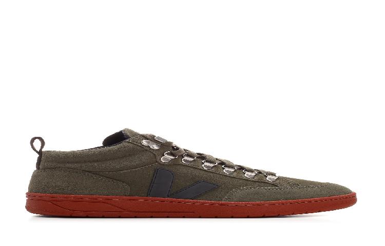 VEJA V-10 'Olive Black'