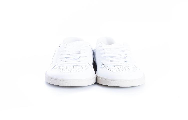 Buy VEJA V-10 'Putih' VX021270WHITE
