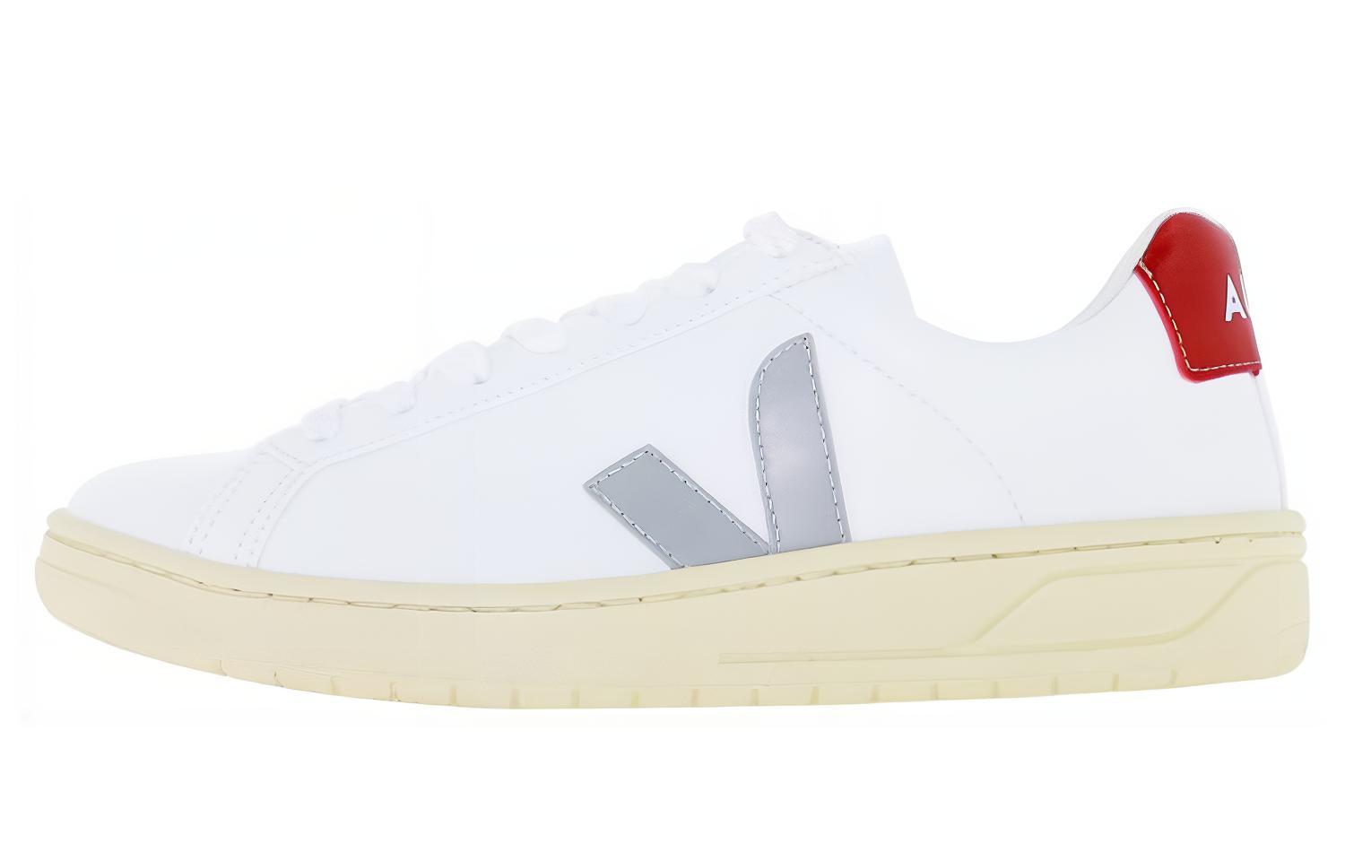 VEJA V-10 'White Leather'