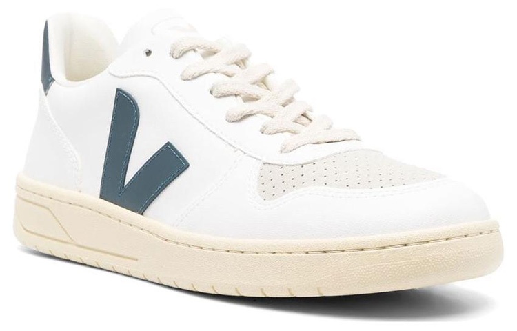 Order VEJA V-10 CWL ''Blanc California'' VX0703272