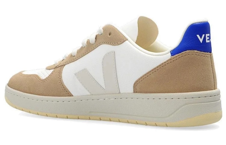 Shop VEJA V-10 CWL ''Wit Sahara Paros'' VX0502953
