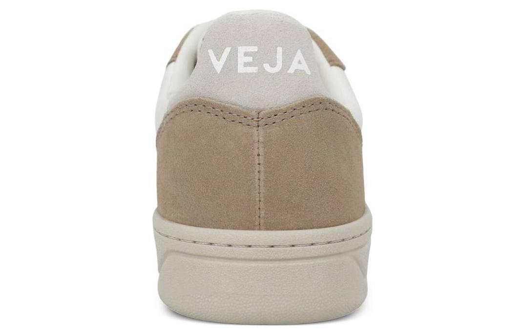 Lookbook VEJA V-10 Blanco Extra Natural Sahara VX0503298