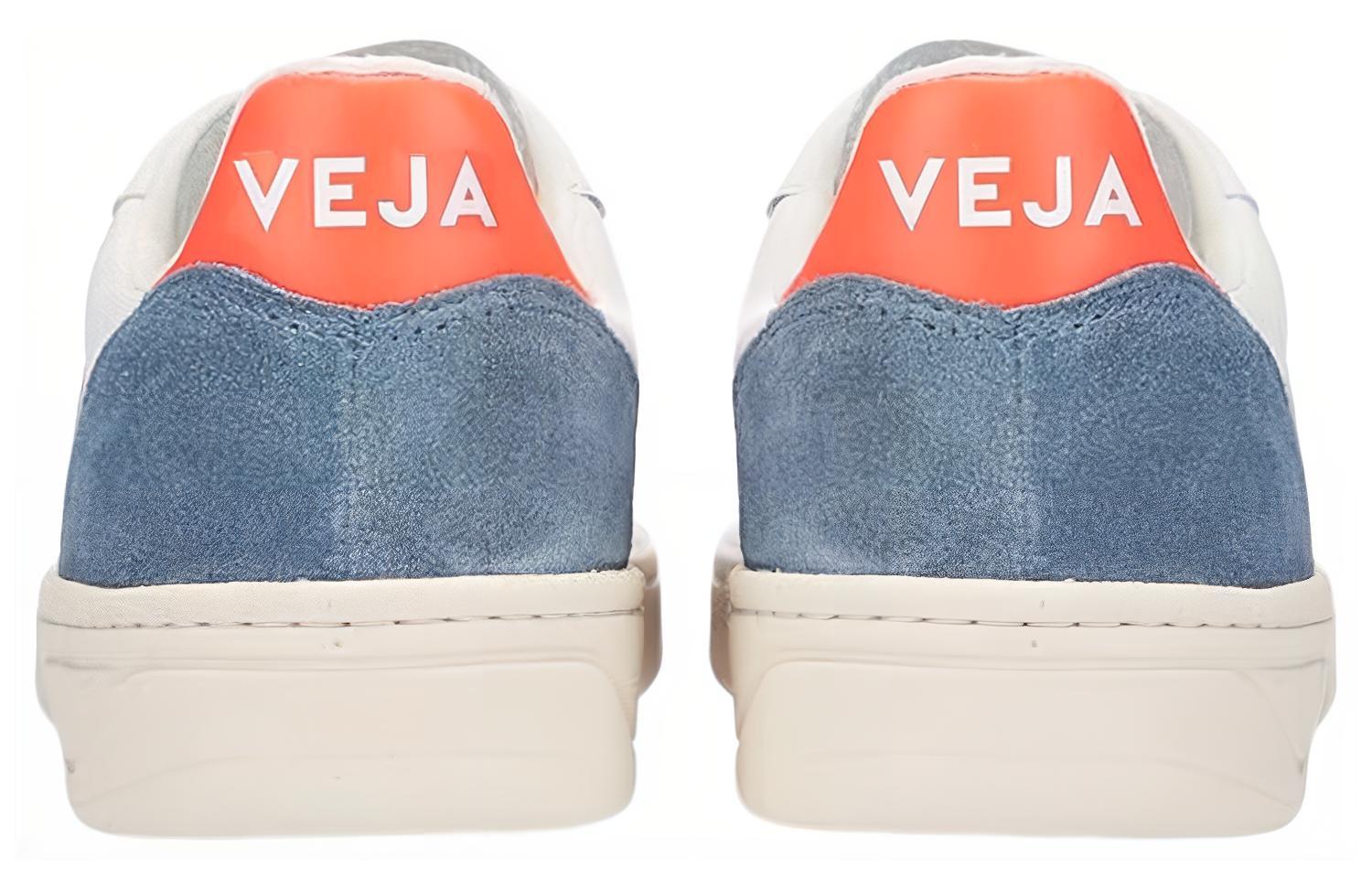 Shop VEJA V-10 白色牛津灰系带运动鞋 VX022303B