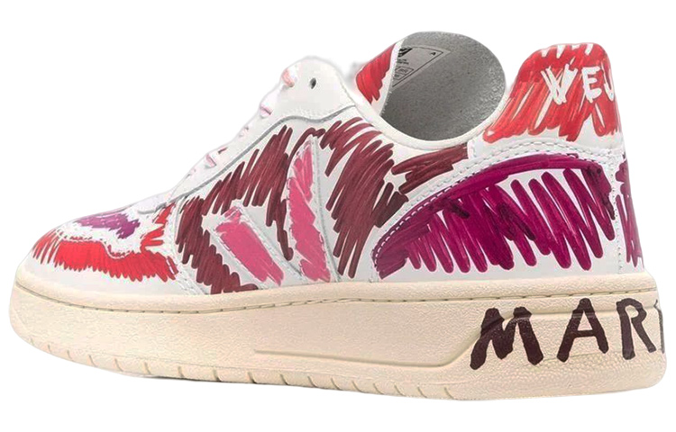 Shop VEJA V-10 皮革 x Marni 火星红拼色多色鞋 VXMS-2899B-V1020-00R82