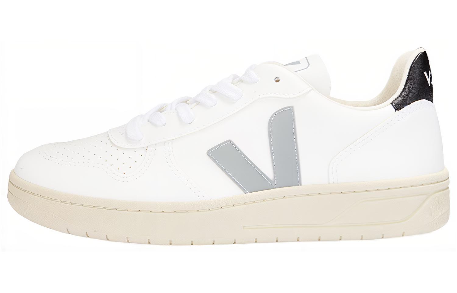 Buy VEJA V-10 Blanc ''Léger Respirant Rétro Mode Décontractée'' VX072527B