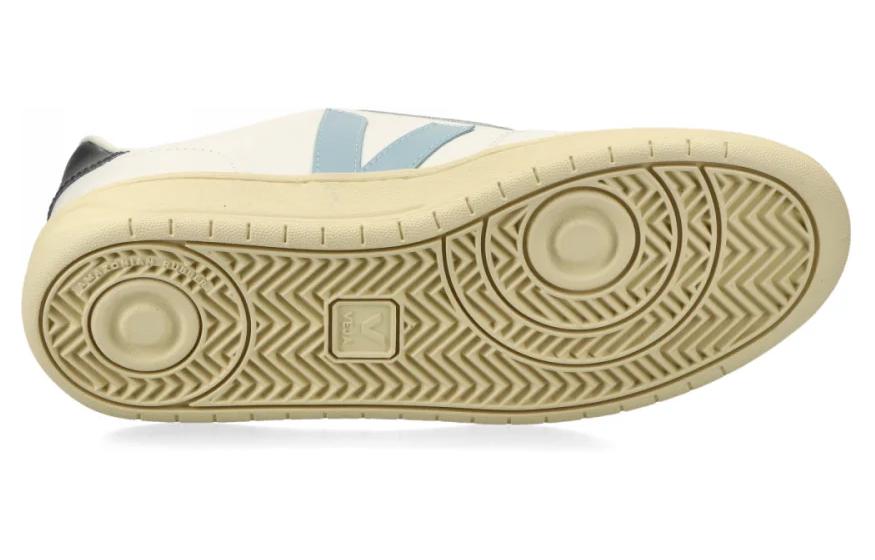 Purchase VEJA V-12 ''Confort Décontracté Basse Blanche'' XD0203302