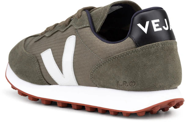 VEJA V-12 ''Grünes Patchwork'' RB012516 Lookbook VEJA V-12 ''Grünes Patchwork'' RB012516