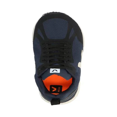 VEJA V-12 'Nautico Pierre Black'