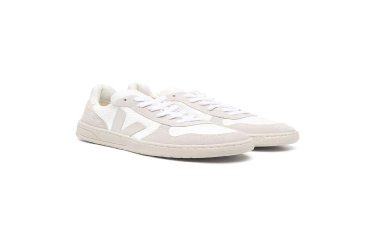 VEJA V-12 'White' VX012499--WHITE