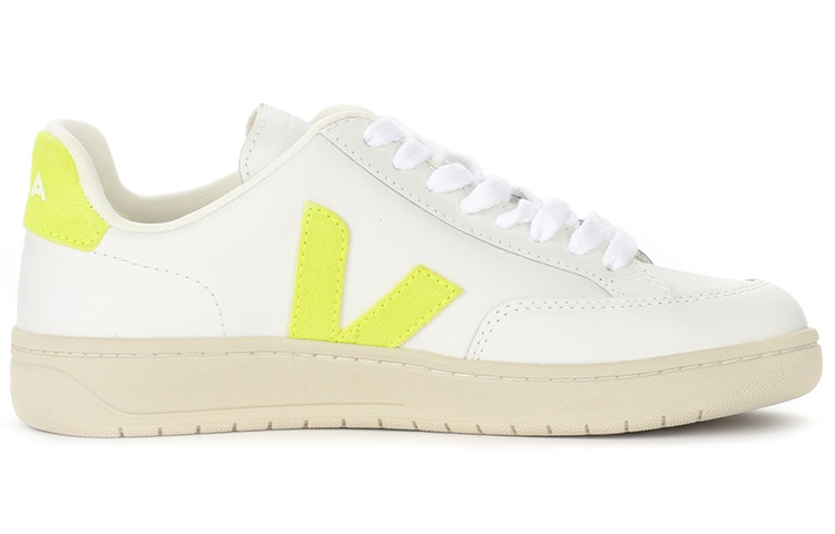 Order VEJA V-12 Cuir ''Blanc Extra Vert Néon'' XD022649