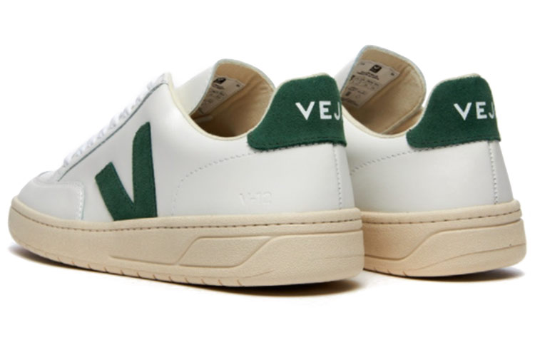 Lookbook VEJA V-12 Leder ''Weiß Zypern'' XD0202336A/XD0202336B