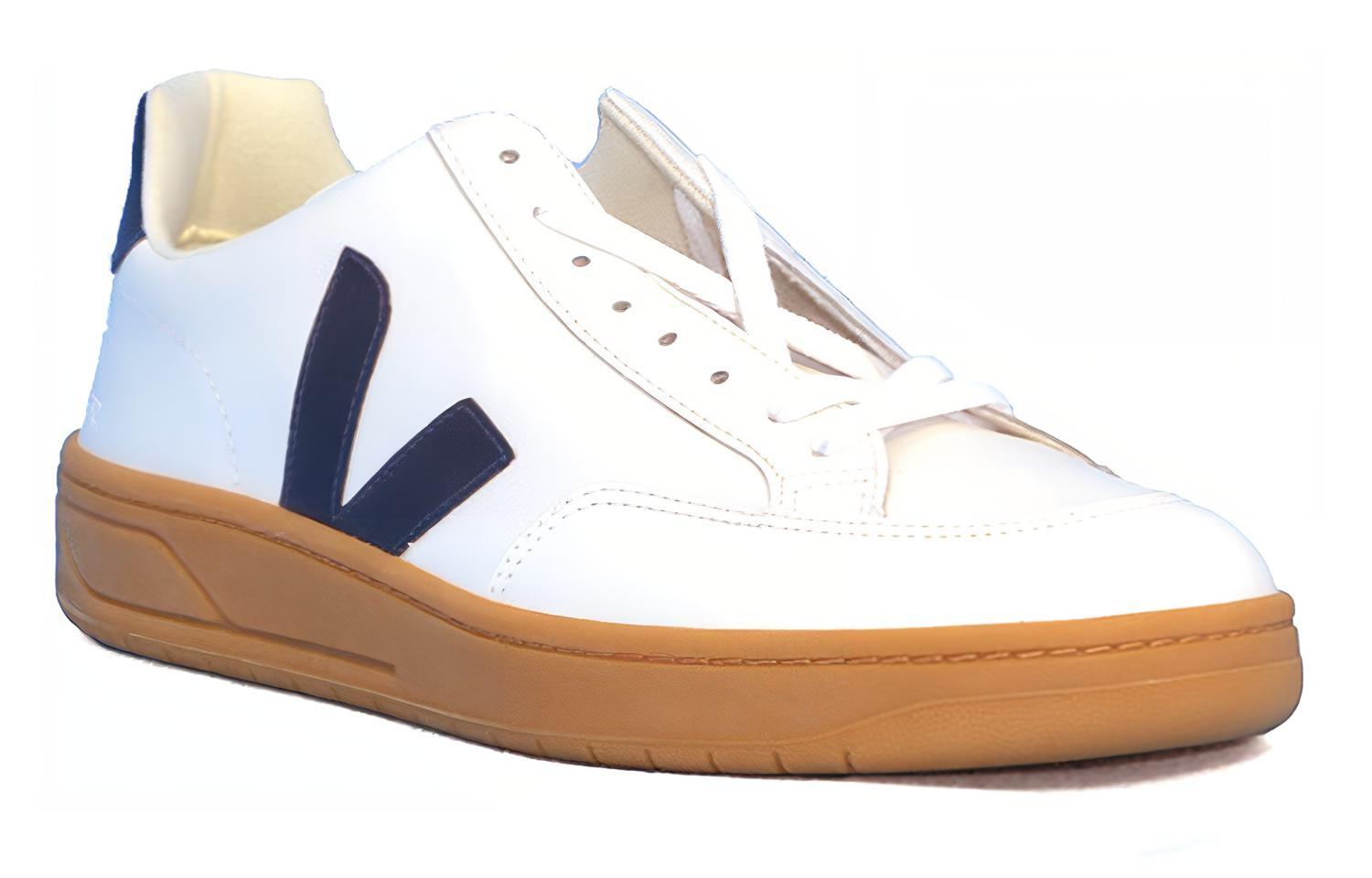Lookbook VEJA V-12 Cuir ''Blanc Nautico Semelle Gomme'' XD022185