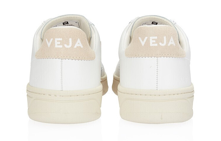 Shop VEJA V-12 レザー ホワイトセーブル XD022335A