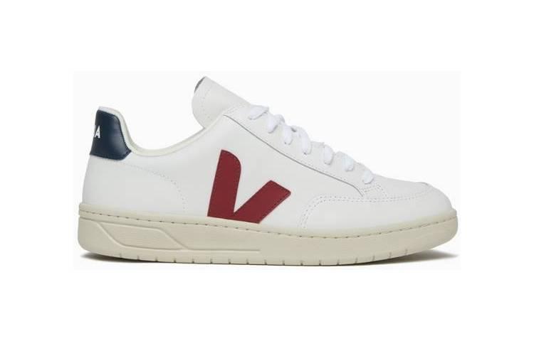 Shop VEJA V-12 Kulit 'Putih' Sneakers XD0201955NAUTICO