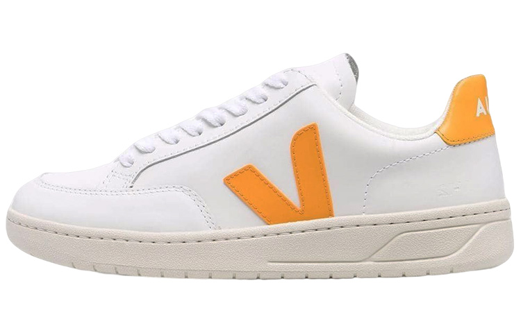 Buy VEJA V-12 レザー ホワイト/オーロ XD0202799A