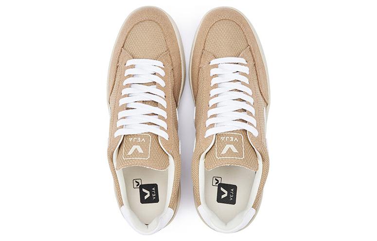 Lookbook VEJA V-12 Vegan Alveomesh ''Blanc Dune'' XD0102910