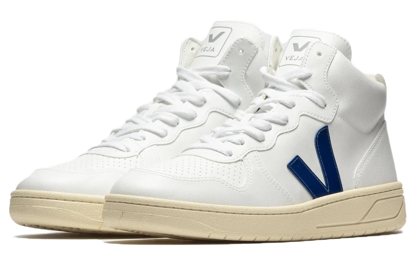 Lookbook VEJA V-15 ''Blanc & Bleu'' VQ072687B