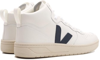 VEJA V-15 皮革 '白色 航海蓝' 运动鞋 VQ0203086 Shop VEJA V-15 皮革 '白色 航海蓝' 运动鞋 VQ0203086
