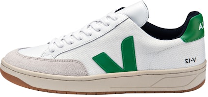 VEJA V12 'White Green Tail' XD010296 VEJA V12 'White Green Tail' XD010296