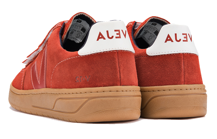 Lookbook VEJA V12 魔術貼休閒鞋 磨砂皮 鐵鏽紅/白尾