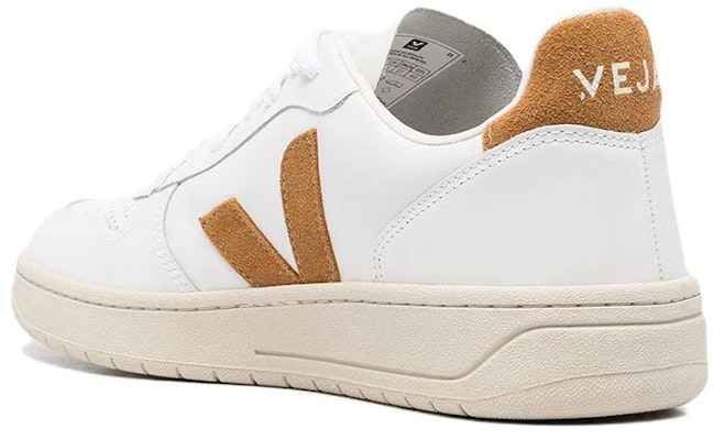 VEJA V-10 Kulit 'Putih Camel' VX0202652 Lookbook VEJA V-10 Kulit 'Putih Camel' VX0202652