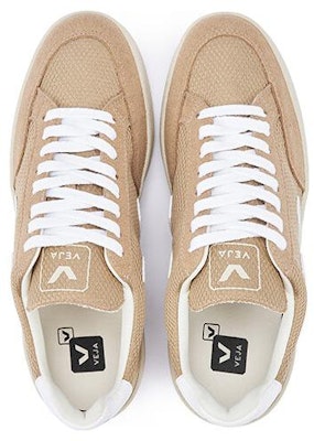 VEJA V-12 Vegan Alveomesh 'Dune White' - Putih Pasir Vegan XD0102910 Lookbook VEJA V-12 Vegan Alveomesh 'Dune White' - Putih Pasir Vegan XD0102910