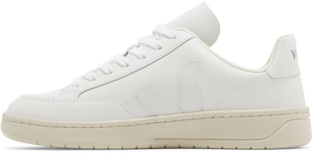 VEJA V-12 'Putih Ekstra' XD0202297 Lookbook VEJA V-12 'Putih Ekstra' XD0202297