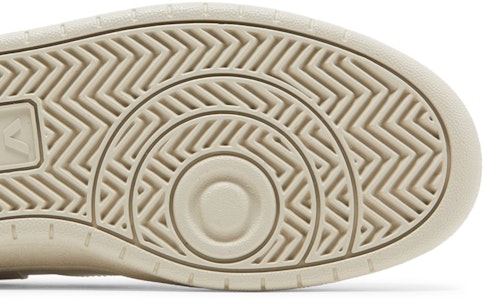 VEJA V-12 'Putih Ekstra' XD0202297 Purchase VEJA V-12 'Putih Ekstra' XD0202297