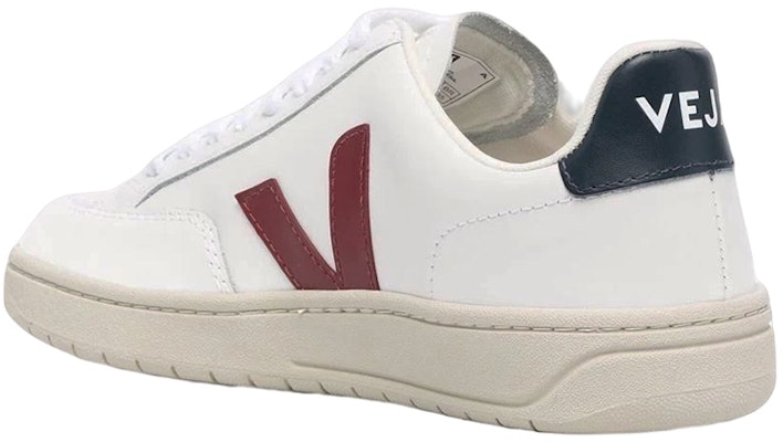 VEJA V-12 低筒板鞋 男女皆宜 白紅 Lookbook VEJA V-12 低筒板鞋 男女皆宜 白紅