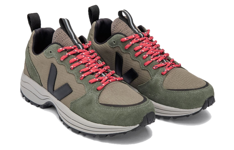Order VEJA Venturi ‘卡其黑’跑鞋 VT0102592