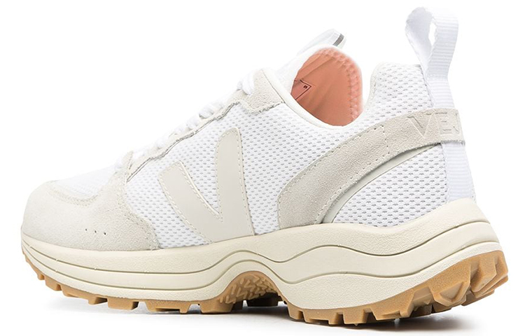 Lookbook VEJA Venturi Alveomesh ''Blanc Pierre Naturel'' VT012257