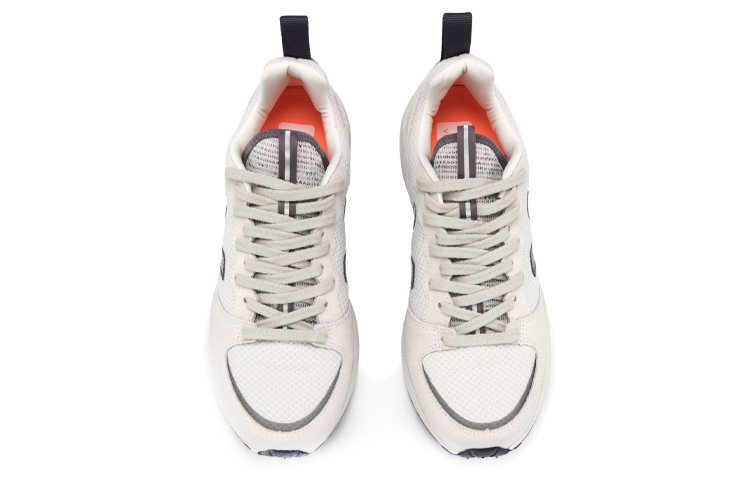 Lookbook VEJA Venturi 六角网布 '白黑' VT012065