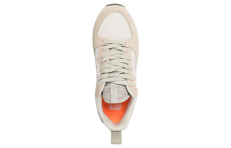 Shop VEJA Venturi Baskets en Daim à Lacets ''Beige Blanc Rose'' VT0102831