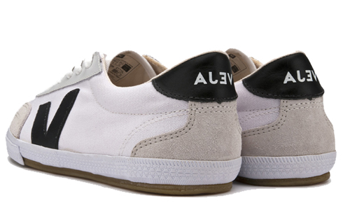 Shop 베자 볼리 캔버스 블랙 (흰 밑창) VO1030