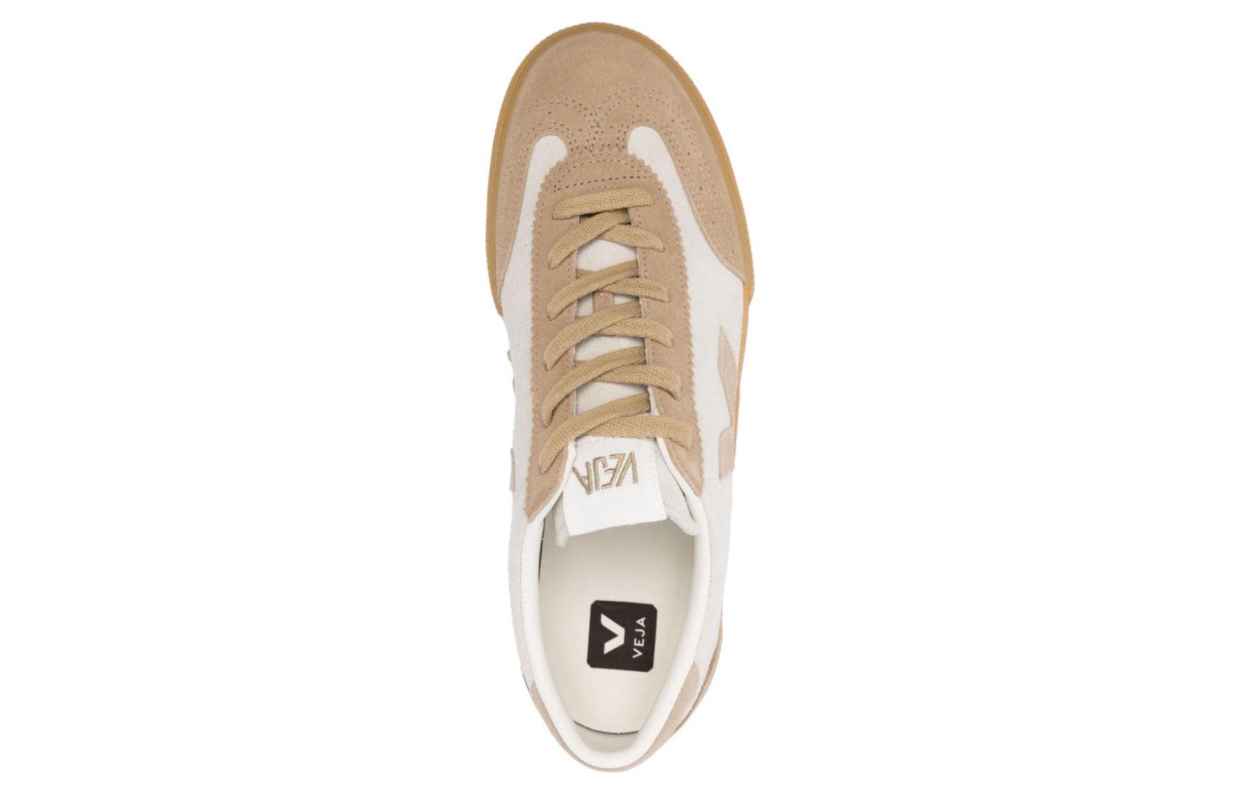 Purchase VEJA Volley Natural Sahara VO0303635B