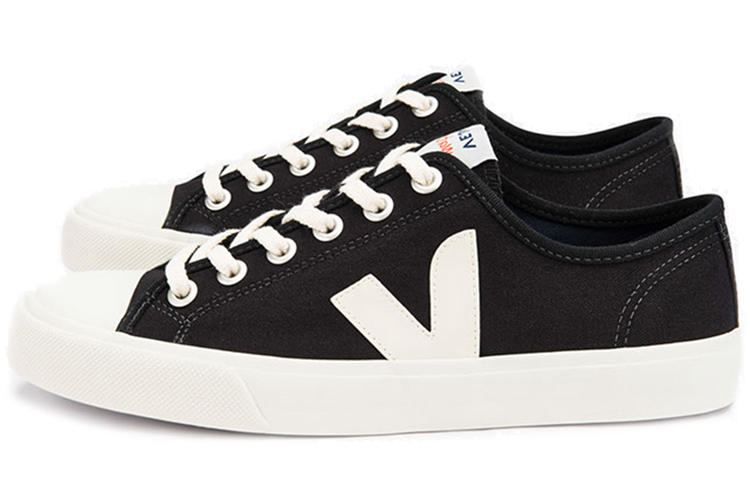 Order VEJA WATA ブラックキャンバス WT011347