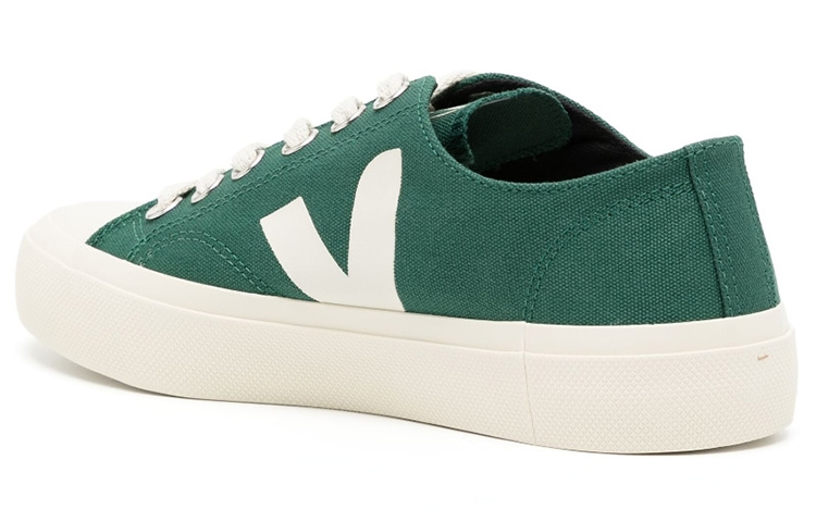 Shop VEJA Wata II Rendah 'Poker Pierre' PL0102836