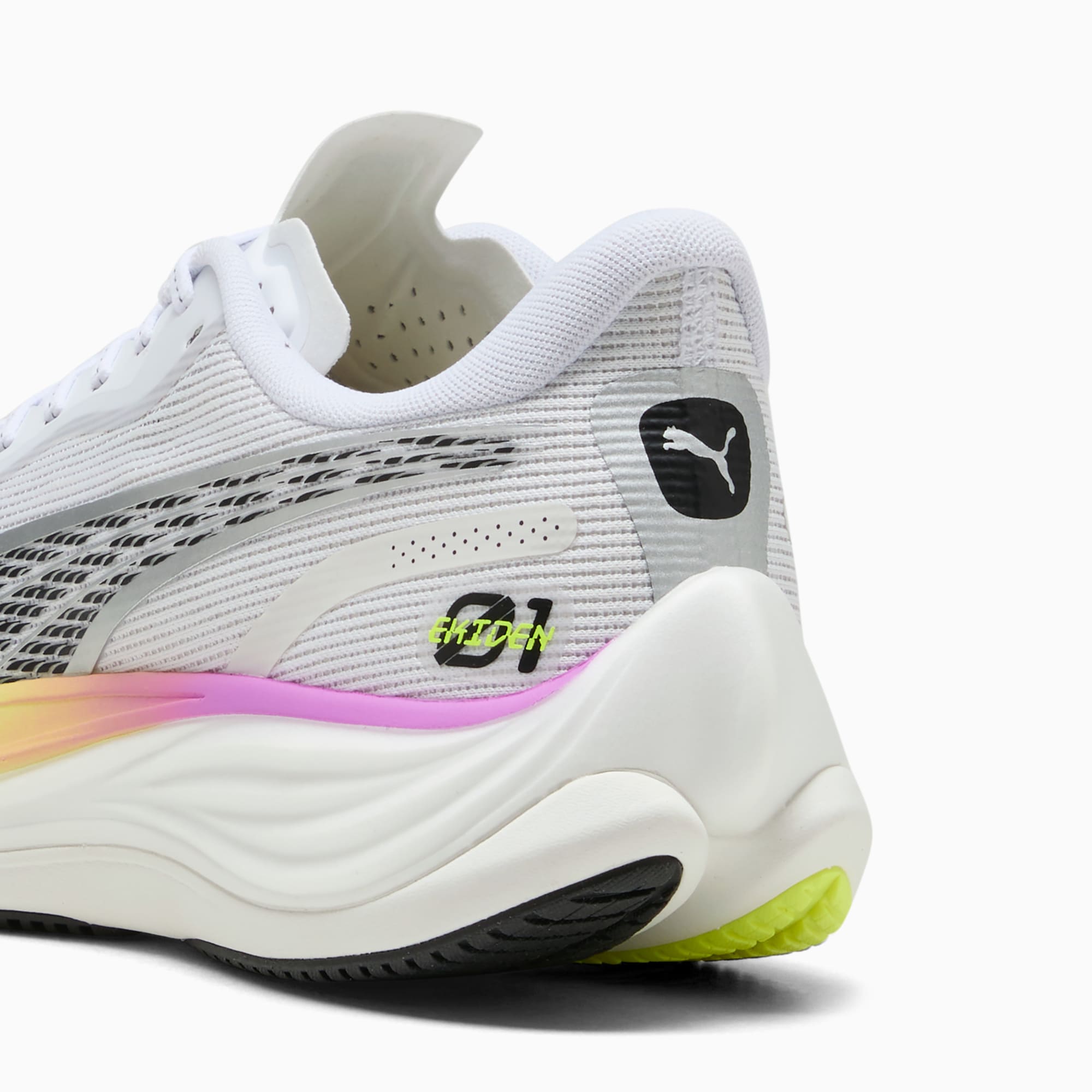 Lookbook Kasut Lari Velocity Nitro 3 Ekiden Glow 311902-01