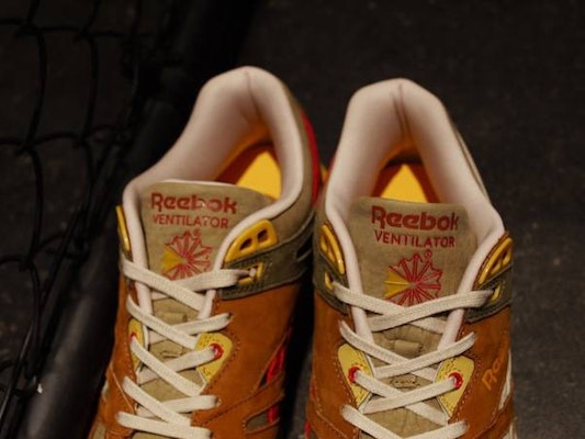 Ventilator CNT x Reebok Extra Butter 'Street Meat' Kasut Jalan Gaya. V66681 Lookbook Ventilator CNT x Reebok Extra Butter 'Street Meat' Kasut Jalan Gaya. V66681