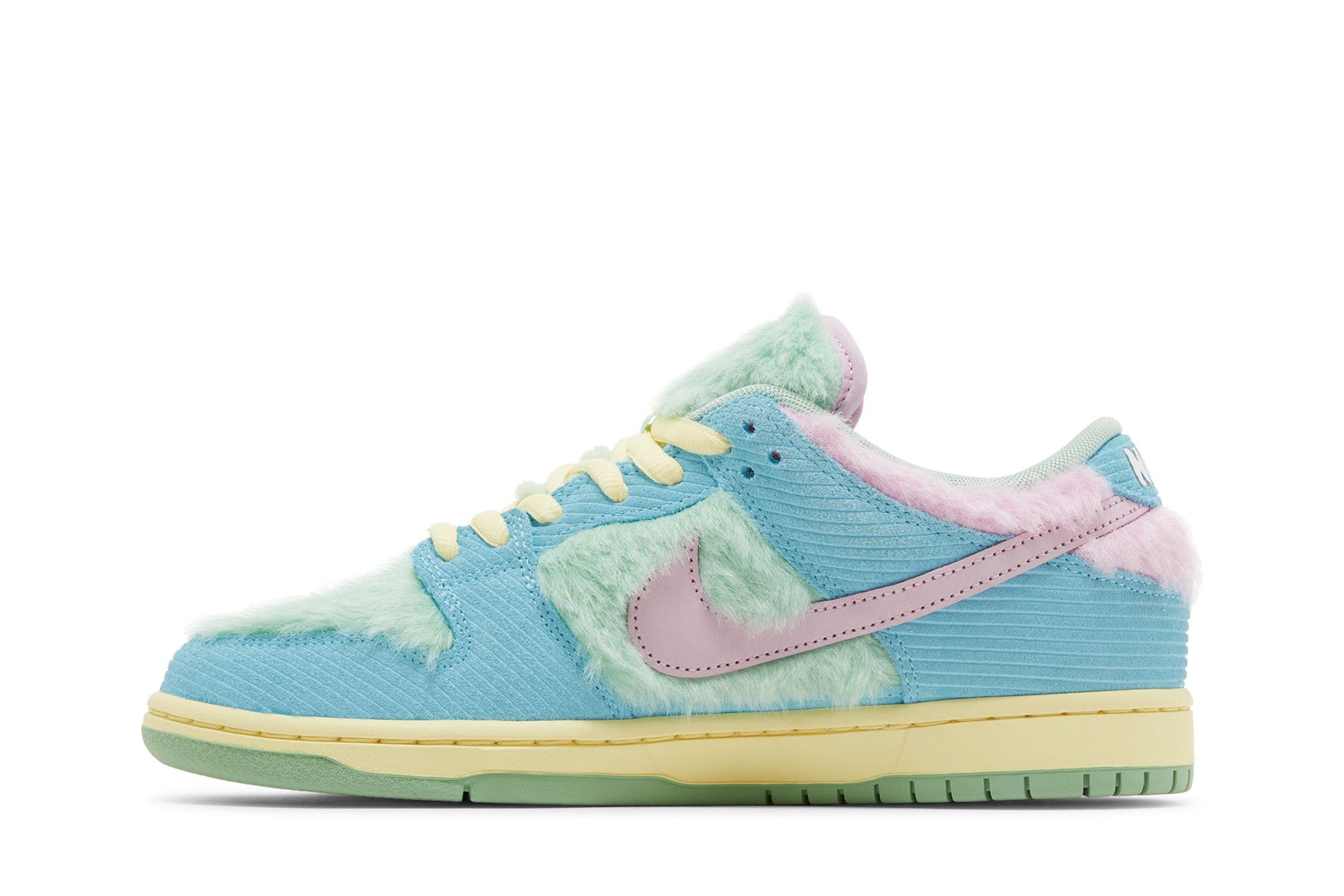 Shop Verdy x Nike Dunk Low SB ''Visty'' Sneakers FN6040-400