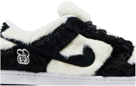 VERDY x Nike SB ダンク Vick (F&F) FN6039-100 Order VERDY x Nike SB ダンク Vick (F&F) FN6039-100