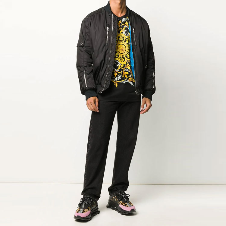 VERSACE  Barocco Acanthus Printed Black Short Sleeve T-Shirt A87371-A228806-A1008 圖 3