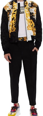 베르사체 바로크 프린트 집업 자켓 블랙 A87351-A235726-A7027 Lookbook 베르사체 바로크 프린트 집업 자켓 블랙 A87351-A235726-A7027